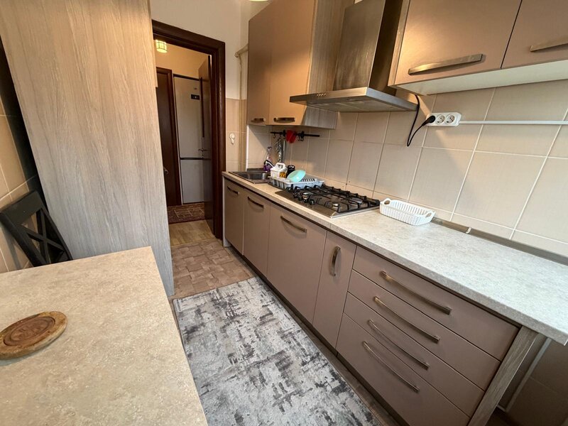 Baba Novac, langa Parc IOR, Campia Libertatii, metrou Titan.